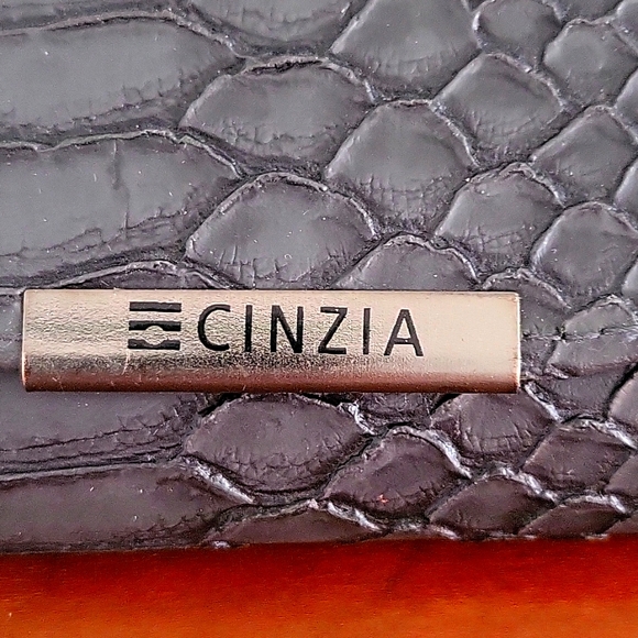 $5 SALE!! CINZIA FAUX LEATHER ALLIGATOR  SKIN SEMI-HARD EYEGLASS CASE - Picture 2 of 4